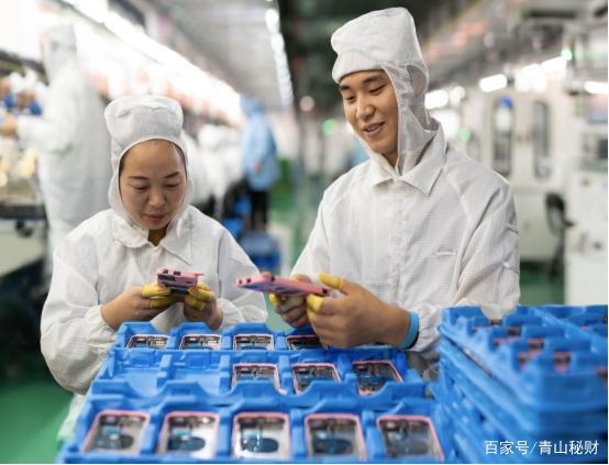 兩億新生代擇業(yè)觀變遷 為何寧送外賣不進工廠，甚至以技術工人為恥？